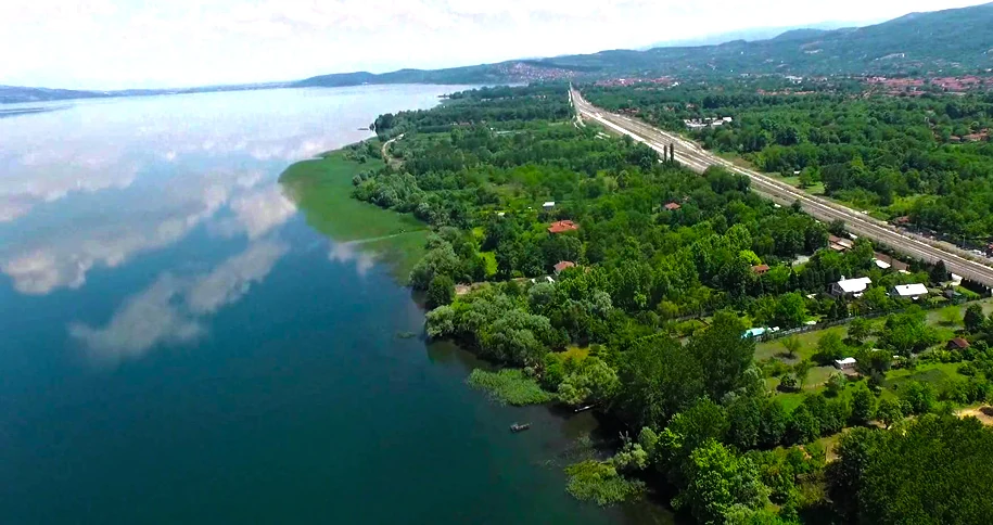 Sapanca Gölü