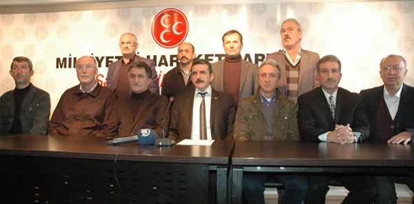 İlçe Başkanları, Ülkücü Hareketin Zarar Görmemesi için Devam Edecekler