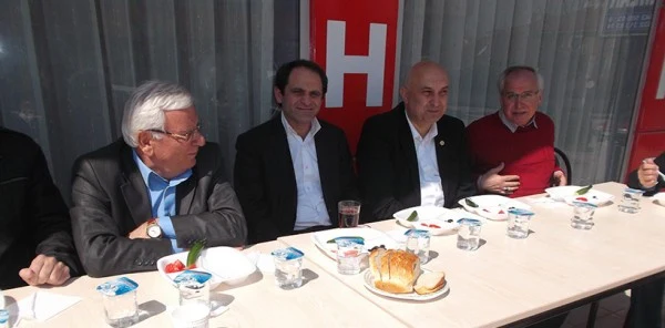 CHP 'Milletin Efendisi Köylümüzün Organik Yumurtaları' Projesi Düzenledi