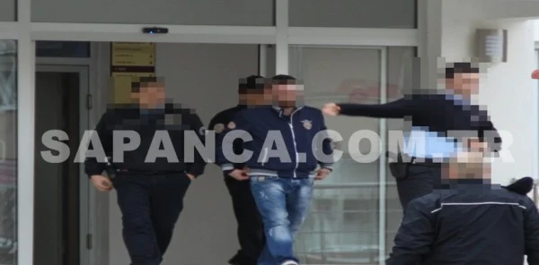 Hırsızlar, Sapanca'da Uyuşturucu Alemi Yaparken Yakalandı