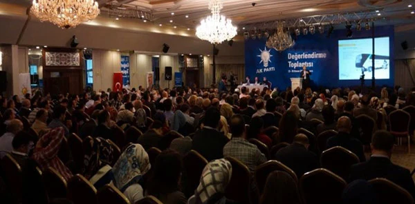 AK Parti İstanbul, Sapanca'da Toplandı