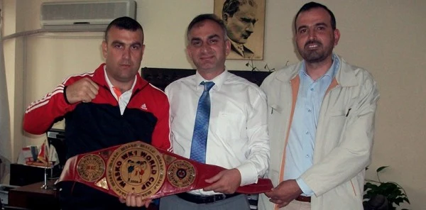 Dünya Şampiyonundan Sapanca Myo'ya Ziraret