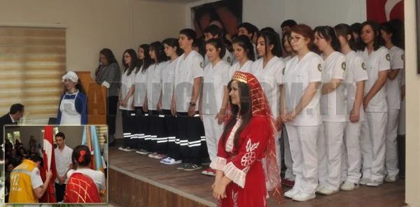 Sapanca Anadolu Sağlık Meslek Lisesinde Mezuniyet Heyecanı