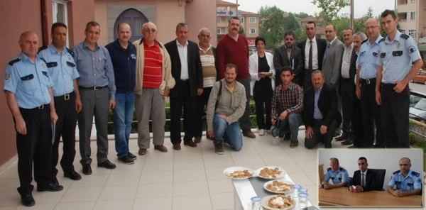 Sapanca Emniyet Müdürlüğü Muhtarlarla Bir Araya Geldi
