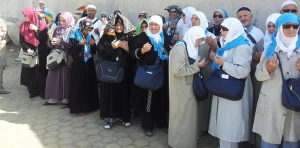 Sapancalılar Arafat Dağı Etekleri ve Sevr Mağarası'nı Ziyaret Etti