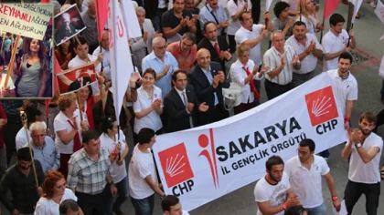 Sakarya 19 Mayıs Bayrak Yürüyüşünde Buluştu