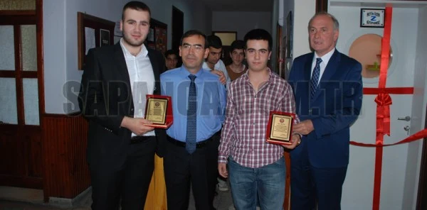 Metin Özen Kütüphanesi Açıldı