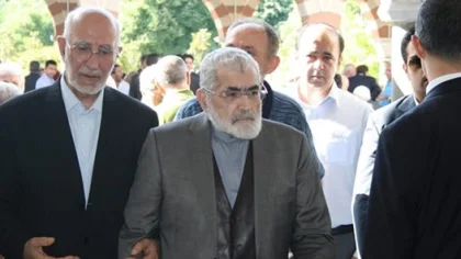 Murat Mehmet Özal'ın Naaşı Aile Mezarlığına