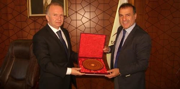 Uslu, Nevşehir Valisini Ziyaret Etti
