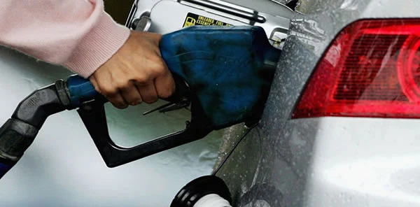 Benzine Bir Zam Daha