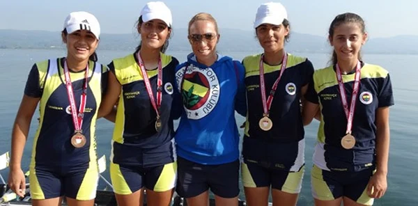 Kürek'te Fenerbahçe Birinci Oldu