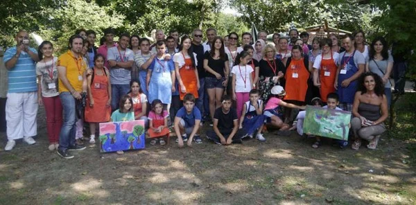 Potakal Çiçeği Plastik Sanatlar Kolonisi Çocuk Ressamları Ağırladı