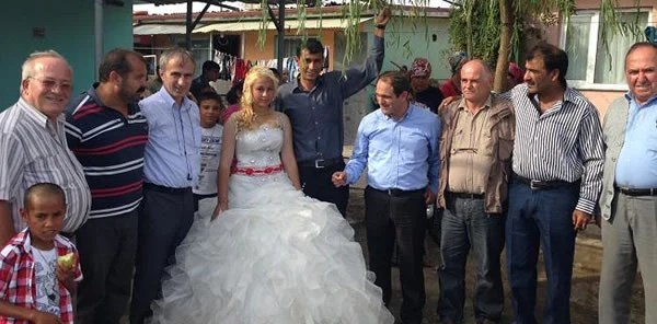 Keleş, Roman Düğününe Katıldı