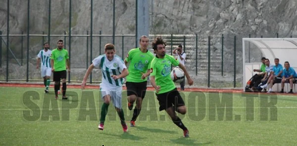 Sapanca Gençlikspor Sina'yı Aldı