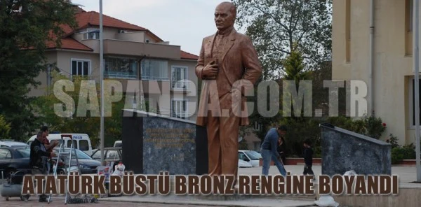 Atatürk Büstü Bronz Rengine Boyandı