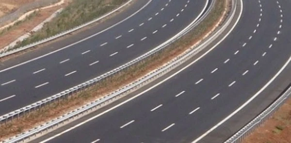 Otoyol Üzerindeki Tesisler için Şirket Ön Seçimi Yapılacak