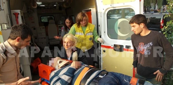 Sapanca'da Trafik Kazası: 1 Yaralı
