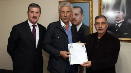 Başkan Yardımcısı Hüseyin Öz Meclis Aday Adaylığı Başvurusunu Yaptı