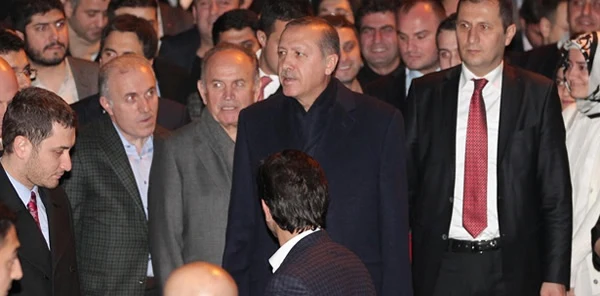 AK Parti'de Adaylar Tebliğ Edilmeye Başlandı