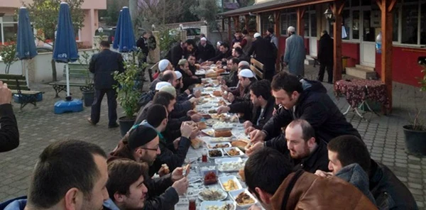 Kafile Bu Kez Tepebaşı Camiinde Bir Araya Geldi