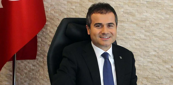 Eski Gençlik ve Spor Bakanı Suat Kılıç Tatil için Sapanca'ya Geldi