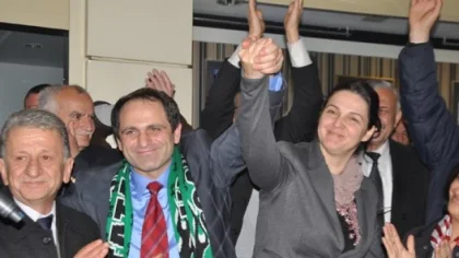 Ecevit Keleş Sakarya'yı Salladı
