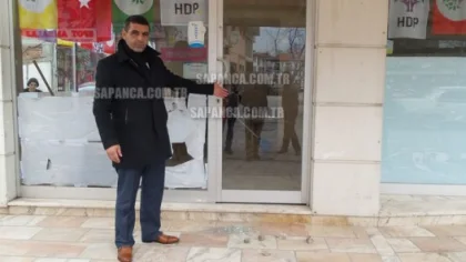 Hdp Seçim Bürosuna Saldırı