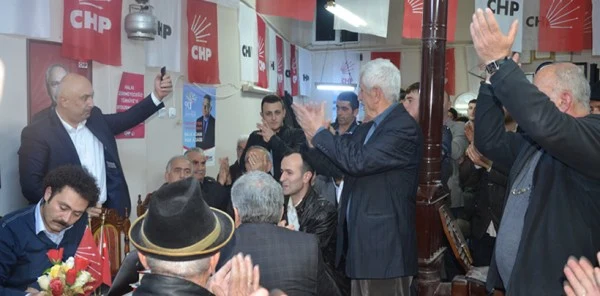 CHP 10 Milletvekili ile Sapanca'ya Çıkarma Yapıyor