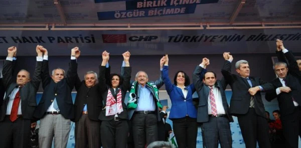 Kılıçdaroğlu Sapanca'da Açıklamalarda Bulundu
