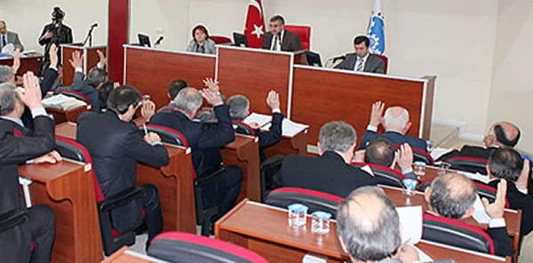 Büyükşehir'de Sapanca'dan 4 İsim Yer Alacak