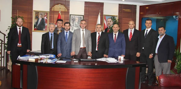 Hendek Belediye Başkanı Ali İnci, Belediye Başkanlarını Ziyaret Etti