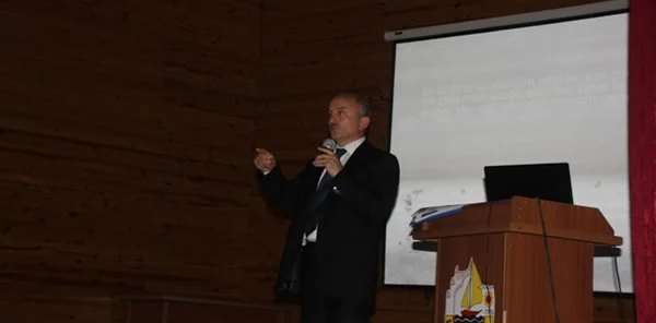Sapanca'da 'Aile İçi İletişim ve Ergenlik' Semineri