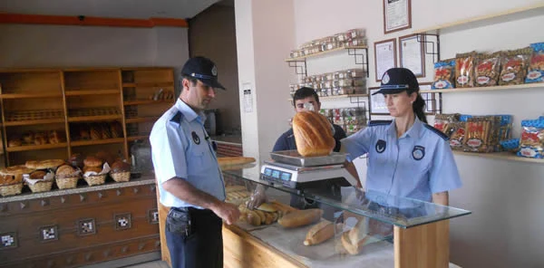 Sapanca'da Zabıta Ekipleri İşyerlerini Denetledi