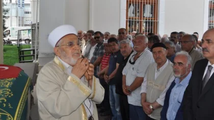 Sapanca İlçesinde 60 Yaşında Hayatını Kaybeden Bedir Kır, Toprağa Verildi