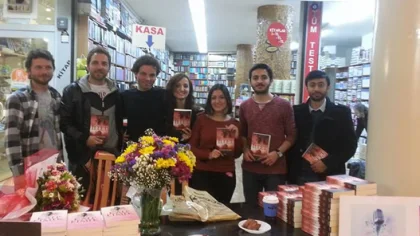 Yazar Yıldız, İmza Gününde Kitapseverlerle Buluştu