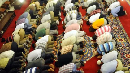 15 Ayrı Camide Hatimle Teravih Namazı Kılınacak