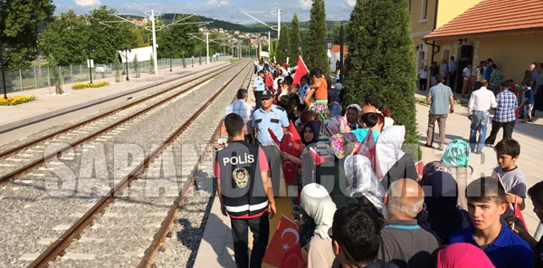 İlk Seferini Yapan Yüksek Hızlı Tren Sapanca'dan Geçti