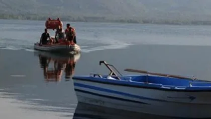 Serinlemek için Suya Girdiler