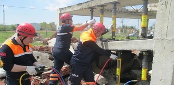 Sakarya AFAD, Olası Afetlere Karşı Tedbiri Elden Bırakmıyor