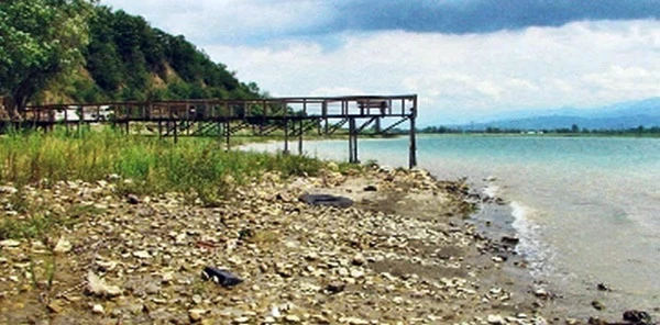 Sapanca Gölü'de Kırmızı Çizgiyi Geçtik