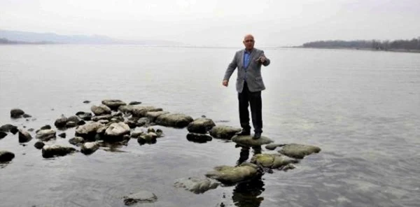 Sapanca Gölünde Define Aramışlar