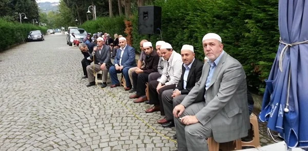 Sapanca Kemer Mezarlığında Arife Günü Mevlid Okutuldu