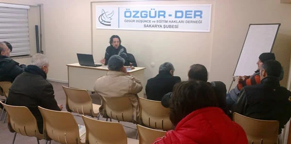 'Pazartesi Sohbetleri' Devam Ediyor