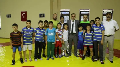 Sapanca Belediyesi Güreş Kulübü'nden Büyük Başarı