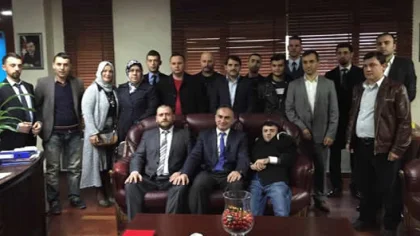 Sapanca Osmanlı Eğitim Ocakları'ndan Başkan Yılmazer'e Plaket