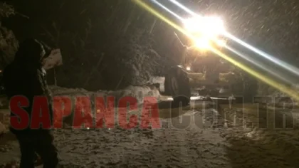 Karla Mücadele Ekiplerinin Gece Mesaisini Yerinde Görüntüledik