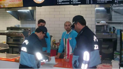Sapanca'da Zabıtadan İş Yeri Denetimi
