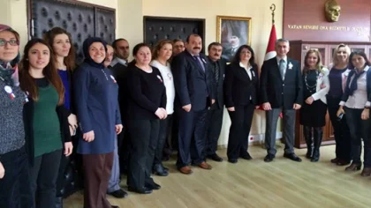 Sapanca Mal Müdürlüğü Personeli Kaymakam Gökhan Azcan'ı Makamında Ziyaret Etti