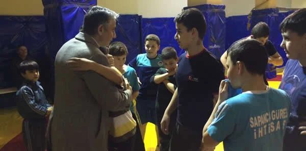 Kaymakam Azcan, Spor Okullarını Ziyaret Etti