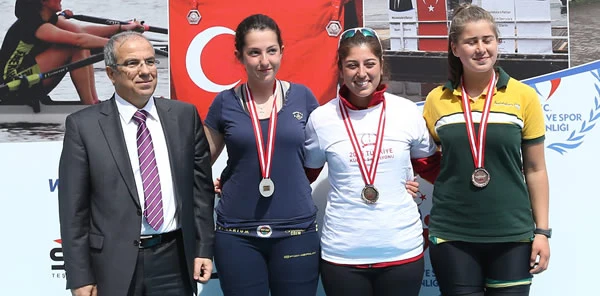 Final Yarışları, Sapanca Gölü'nde Başladı
